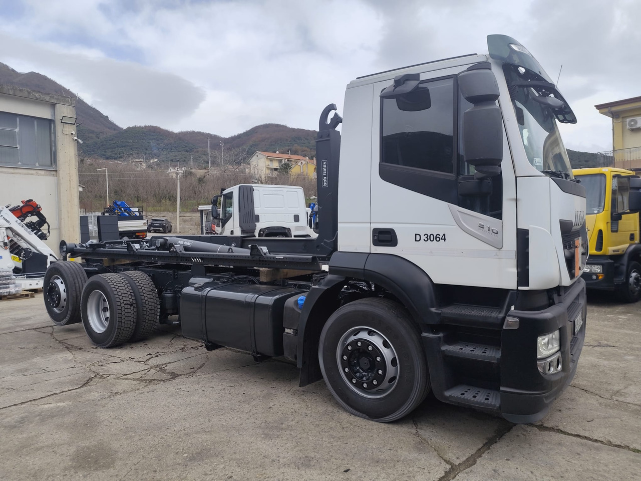 IVECO STRALIS AD 260S31 XP - Мултилифт с кука камион: снимка 1 IVECO STRALIS AD 260S31 XP - Мултилифт с кука камион: снимка 1