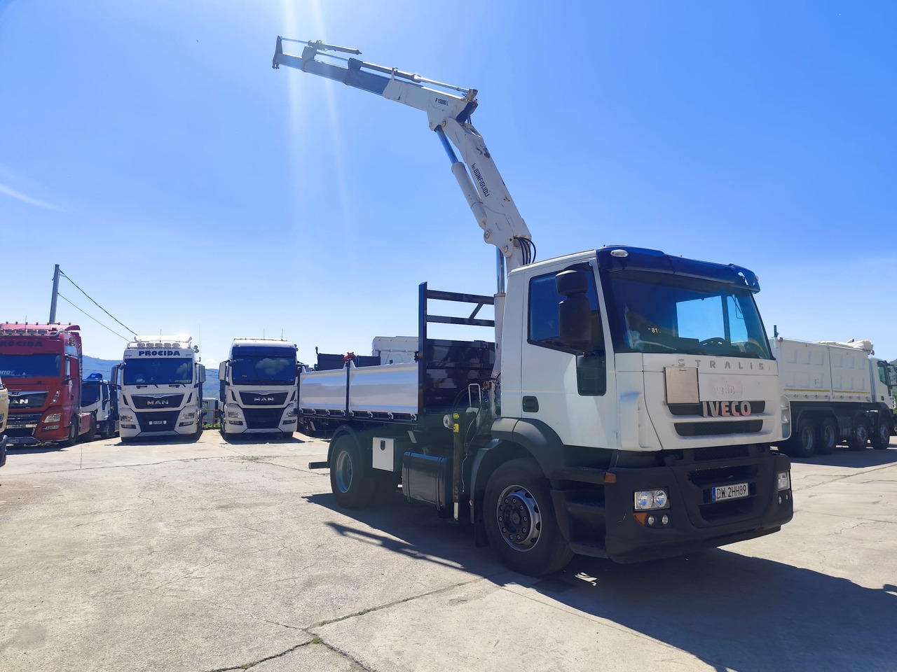 Камион с кран, Самосвал камион IVECO STRALIS CUBE 190S33: снимка 23