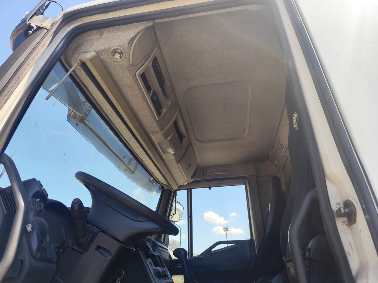 Камион с кран, Самосвал камион IVECO STRALIS CUBE 190S33: снимка 29