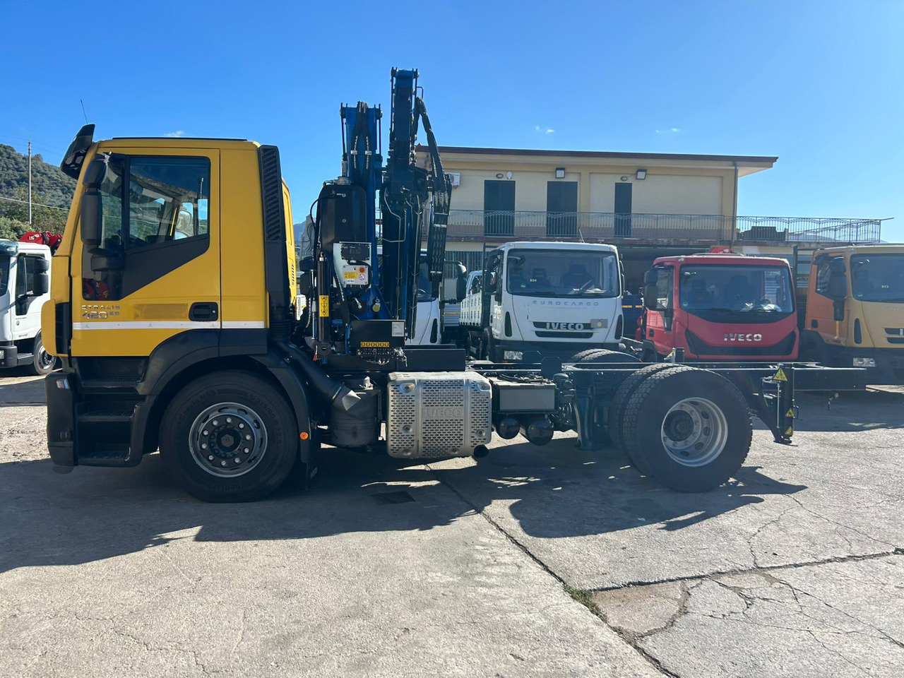 IVECO STRALIS HI-STREET AD190S42 - Камион с кран: снимка 4 IVECO STRALIS HI-STREET AD190S42 - Камион с кран: снимка 4