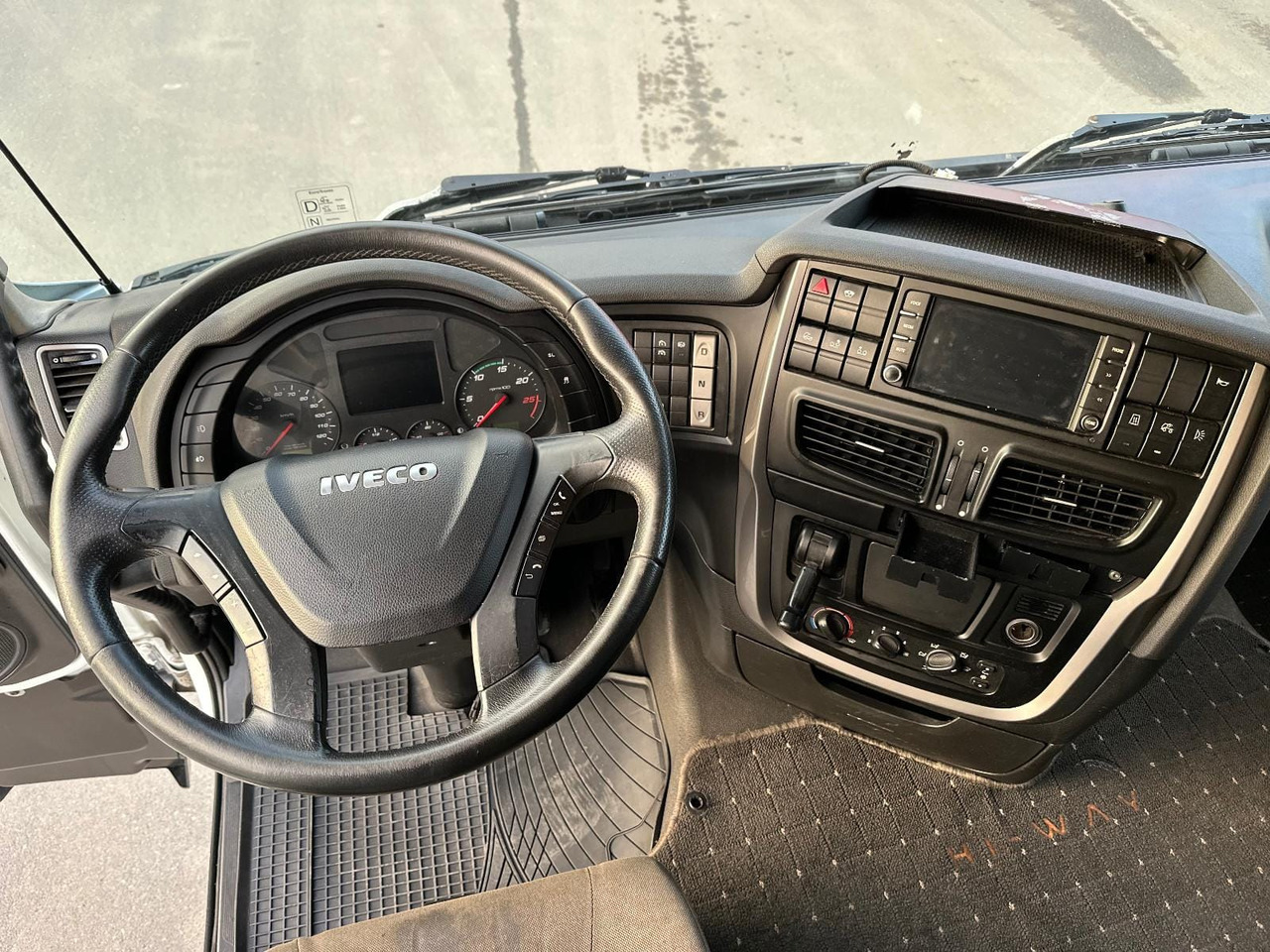 STRALIS 260S42 - Камион с брезент: снимка 5 STRALIS 260S42 - Камион с брезент: снимка 5