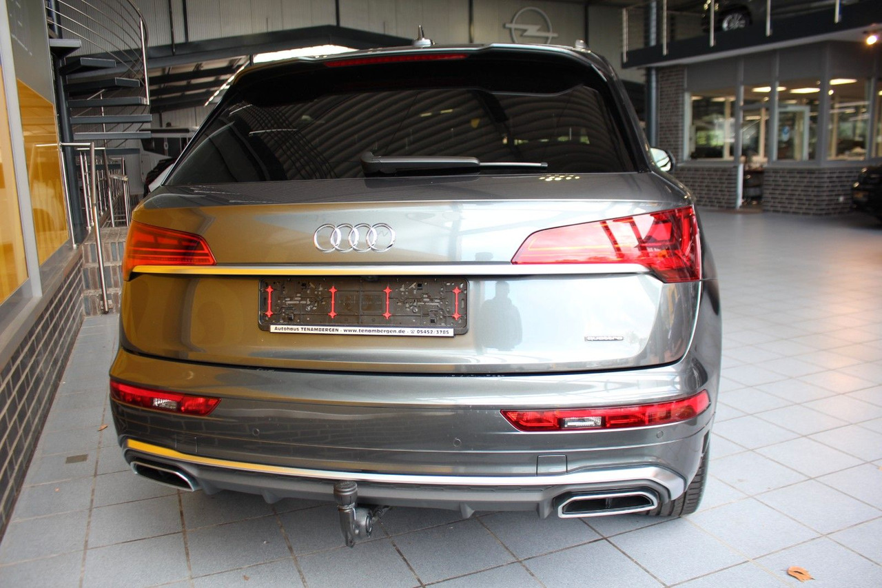 Audi Q5 40 TDI quattro S line Kamera MMI+ LED AHK - Джип: снимка 4 Audi Q5 40 TDI quattro S line Kamera MMI+ LED AHK - Джип: снимка 4