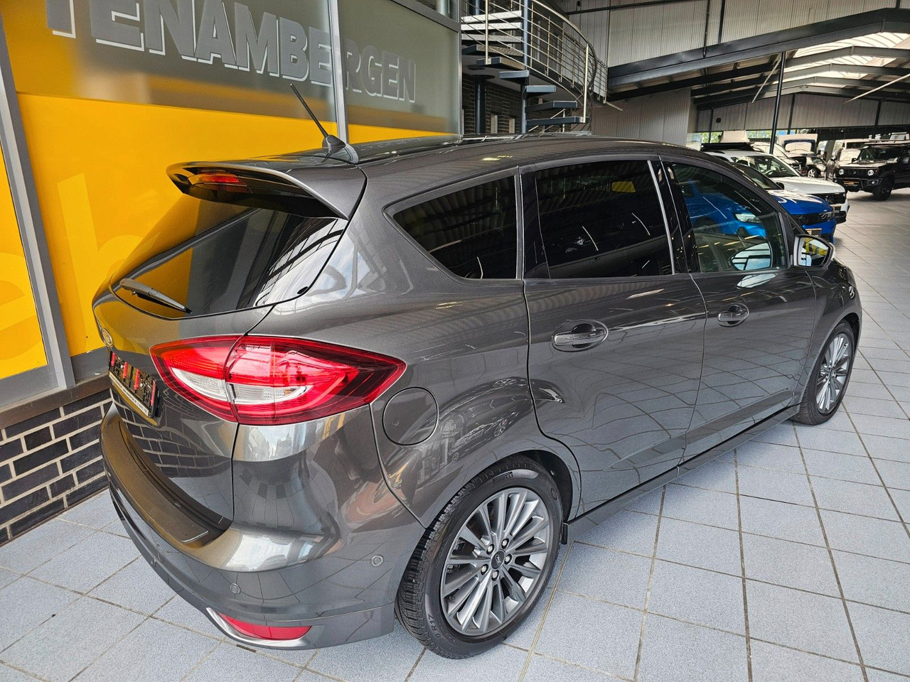 Ford C-MAX 1.5 Sport Automatik Bi-Xenon Navi Standhzg - Пътнически бус: снимка 3 Ford C-MAX 1.5 Sport Automatik Bi-Xenon Navi Standhzg - Пътнически бус: снимка 3
