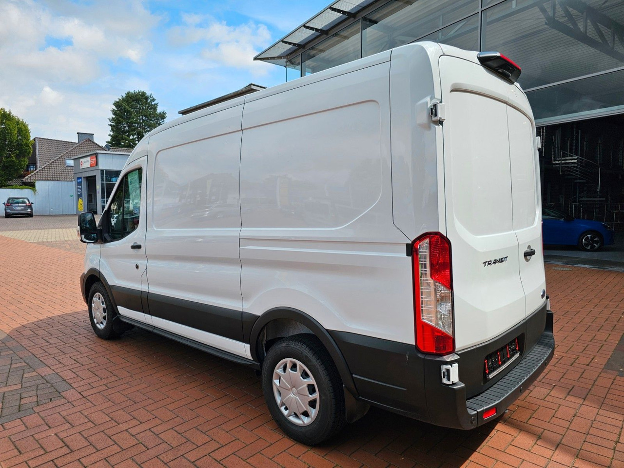 Ford Transit Kasten 350 L2H2 Trend Regalsystem Kamera - Товарен бус: снимка 3 Ford Transit Kasten 350 L2H2 Trend Regalsystem Kamera - Товарен бус: снимка 3