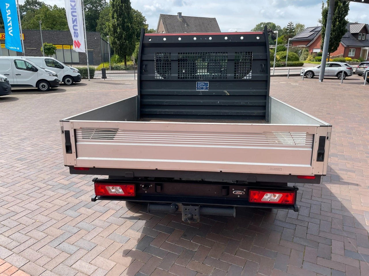 Ford Transit Pritsche 2,0 310 L2 DoKa Klima DAB AHK - Бордови бус, Бус с двойна кабина: снимка 3 Ford Transit Pritsche 2,0 310 L2 DoKa Klima DAB AHK - Бордови бус, Бус с двойна кабина: снимка 3