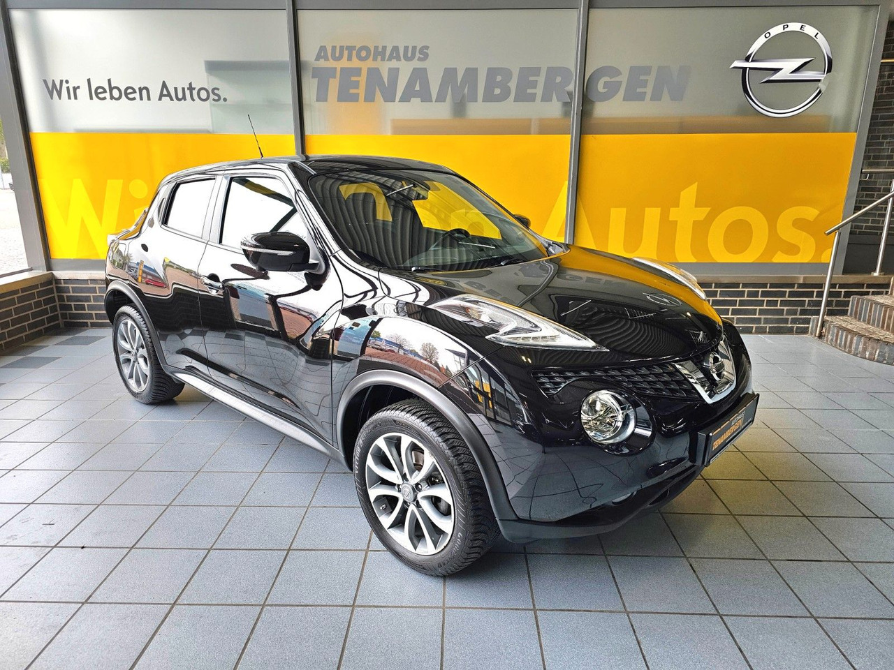 Nissan Juke 1.2 DIG-T 360 / Navi / Ganzjahresreifen - Джип: снимка 1 Nissan Juke 1.2 DIG-T 360 / Navi / Ganzjahresreifen - Джип: снимка 1