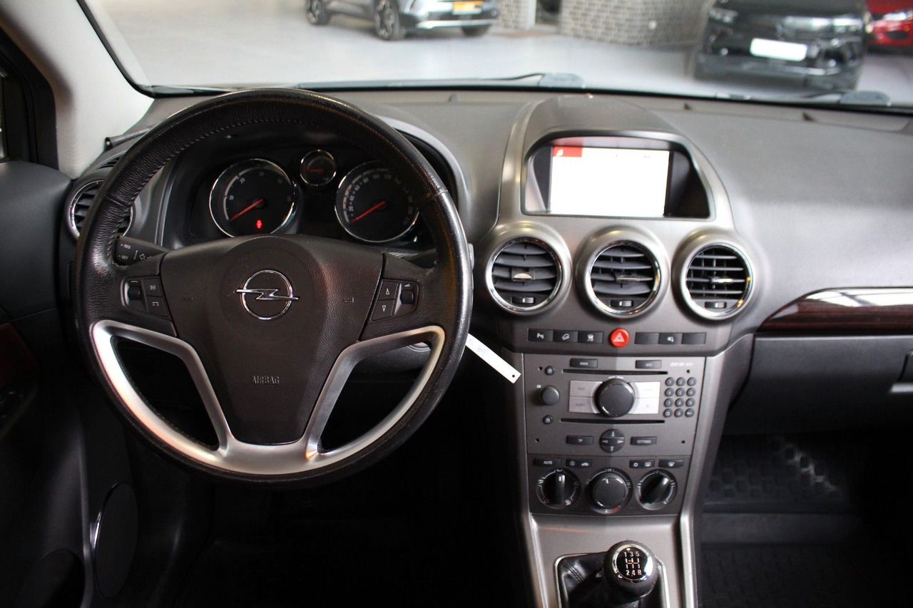 Джип Opel Antara Cosmo 4x4 Navi AHK AT-Motor & Getriebe: снимка 10