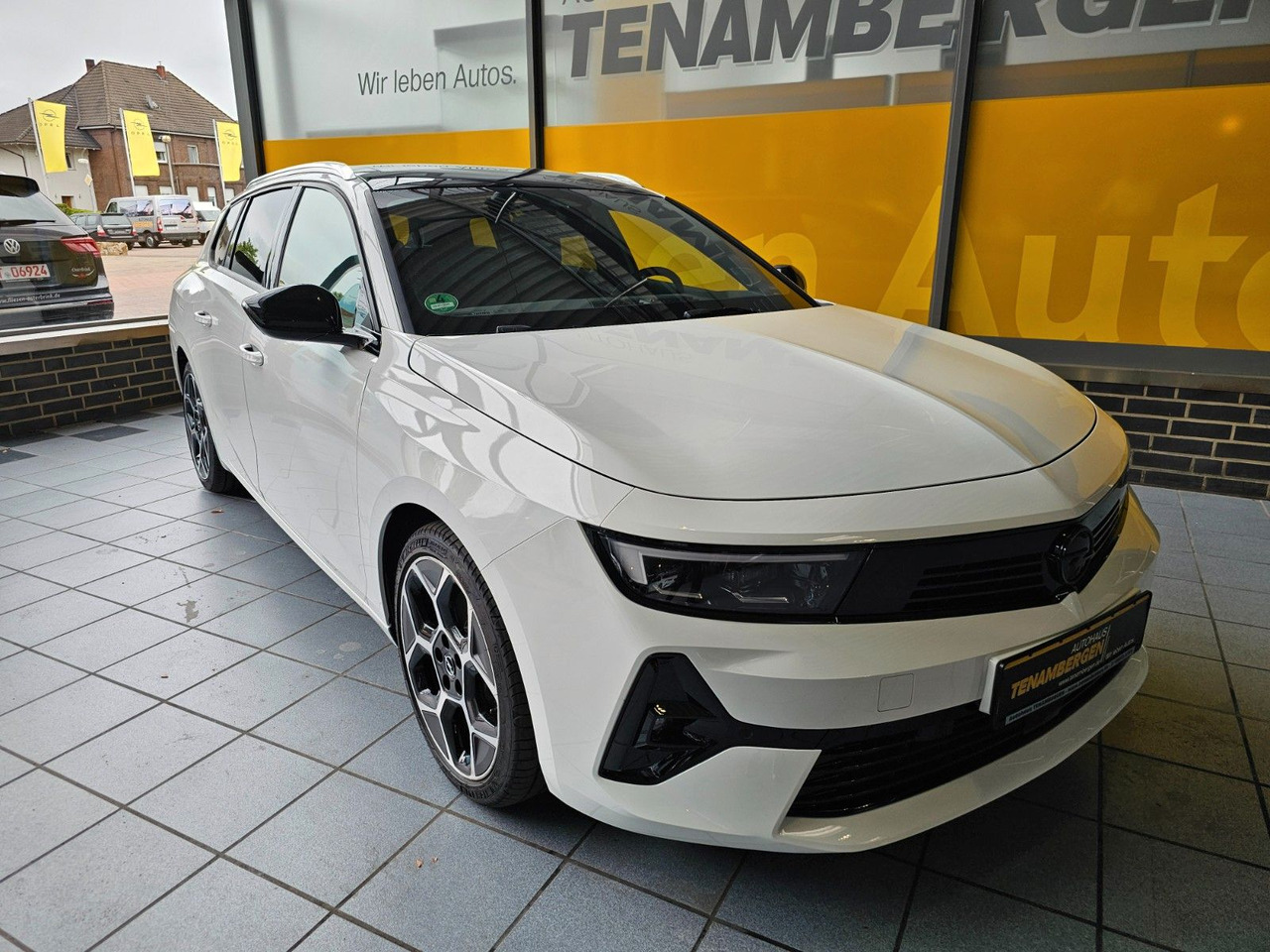 Opel Astra L 1.5 Ultimate Schiebedach Memory ACC AHK - Комби: снимка 4 Opel Astra L 1.5 Ultimate Schiebedach Memory ACC AHK - Комби: снимка 4