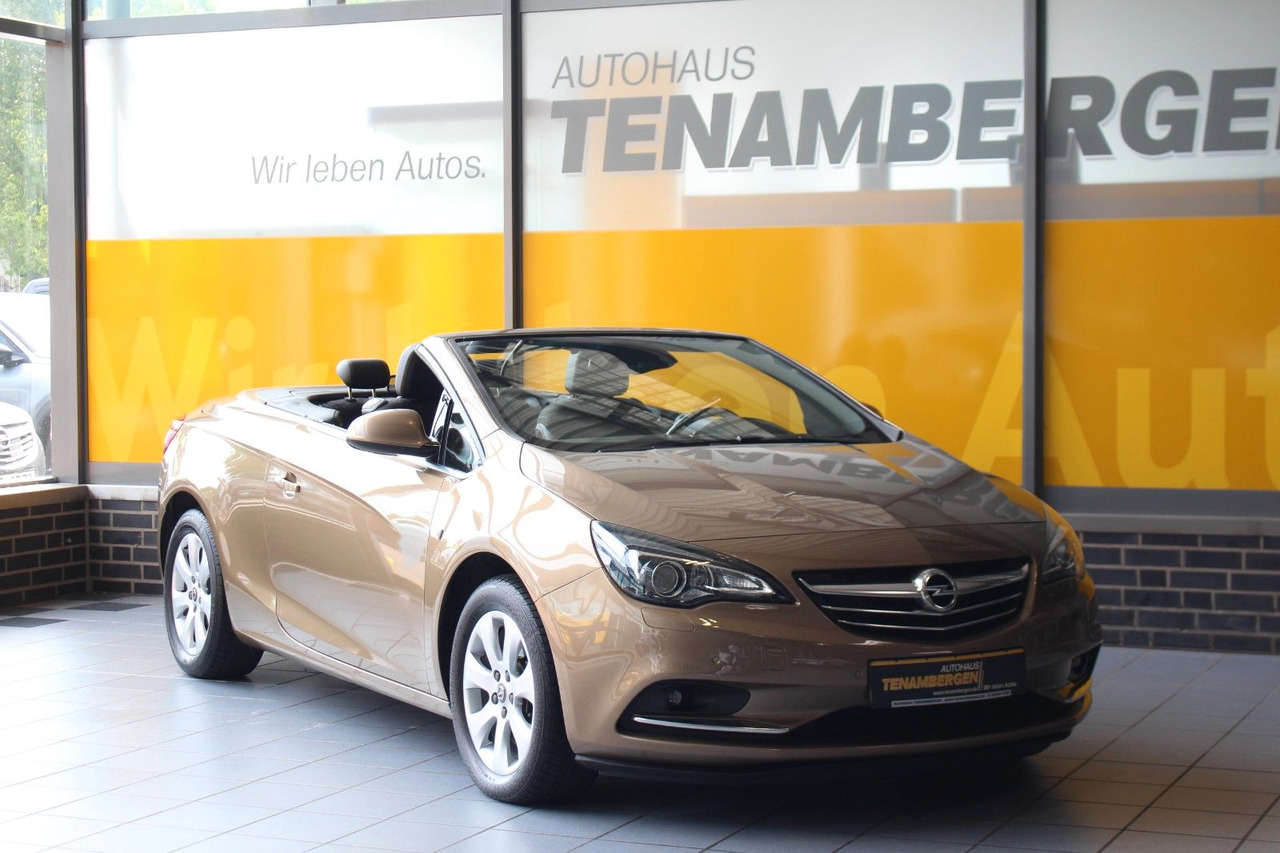 Opel Cascada Innovation AT Sitz- & Lenkradhzg BiXenon - Лек автомобил: снимка 2 Opel Cascada Innovation AT Sitz- & Lenkradhzg BiXenon - Лек автомобил: снимка 2