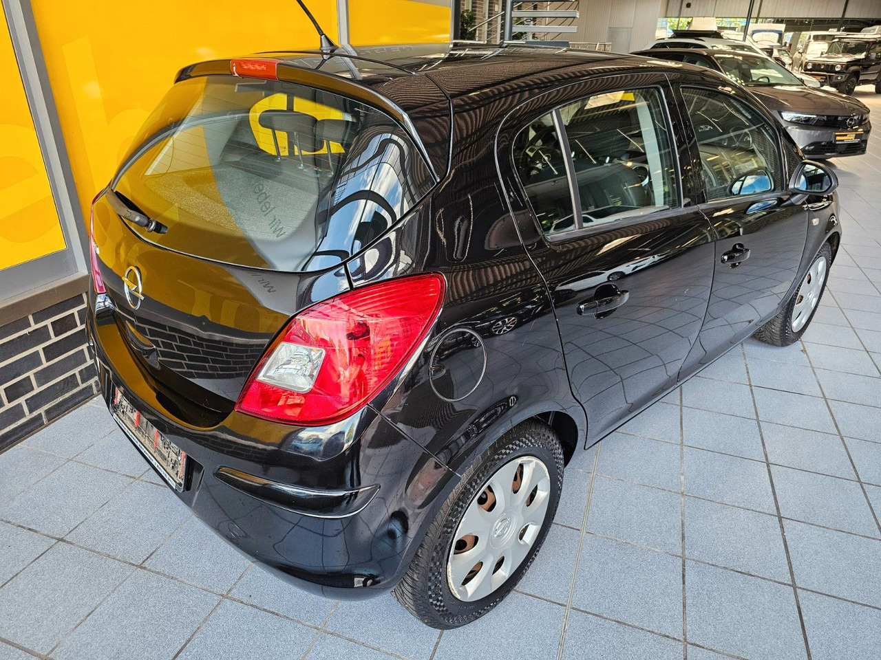 Opel Corsa D - Лек автомобил: снимка 2 Opel Corsa D - Лек автомобил: снимка 2
