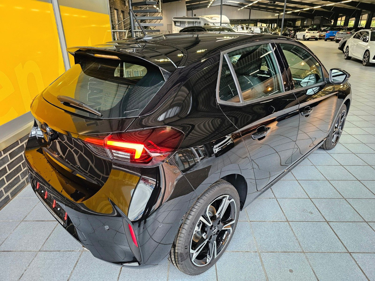 Opel Corsa F 1.2 GS AT-8 Lenkradheizg. Kamera LED ACC - Седан: снимка 3 Opel Corsa F 1.2 GS AT-8 Lenkradheizg. Kamera LED ACC - Седан: снимка 3