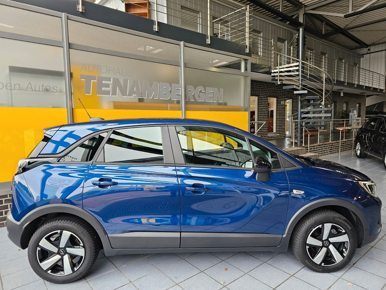 Opel Crossland Navi SHZ LHzg PDC Kamera - Пътнически бус: снимка 2 Opel Crossland Navi SHZ LHzg PDC Kamera - Пътнически бус: снимка 2