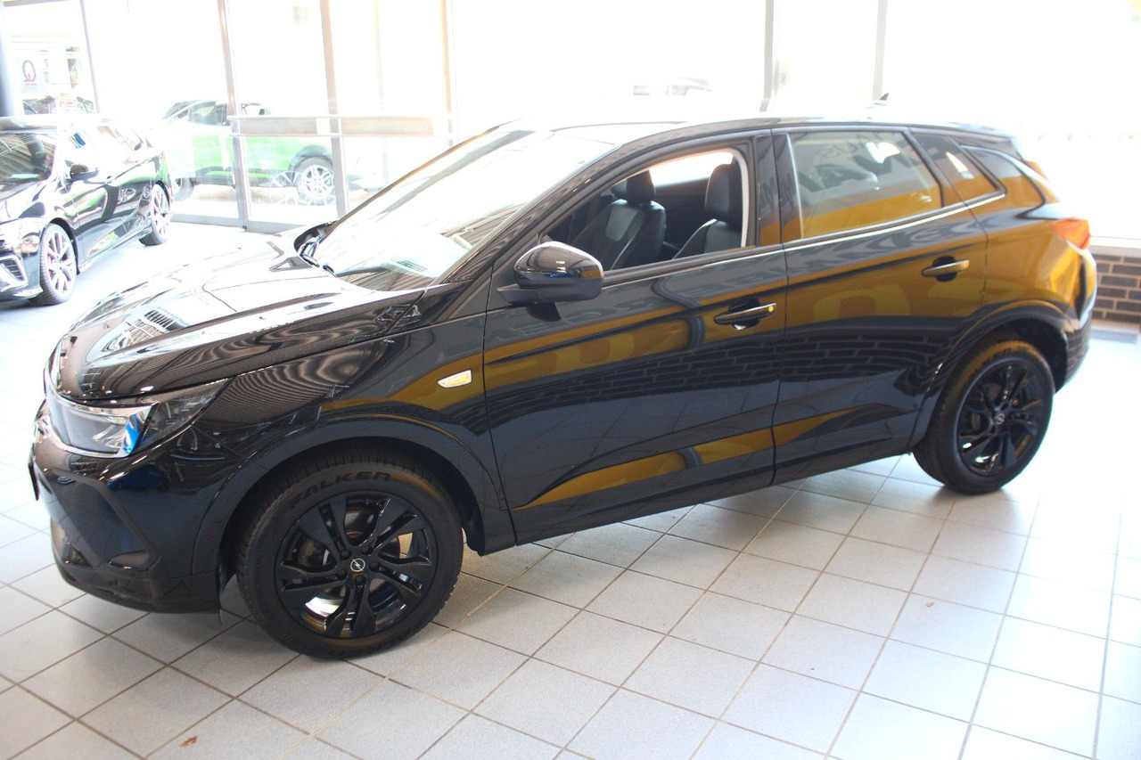 Opel Grandland 1.2 Turbo GS Line LED Kamera Sitzheiz. - Джип: снимка 5 Opel Grandland 1.2 Turbo GS Line LED Kamera Sitzheiz. - Джип: снимка 5