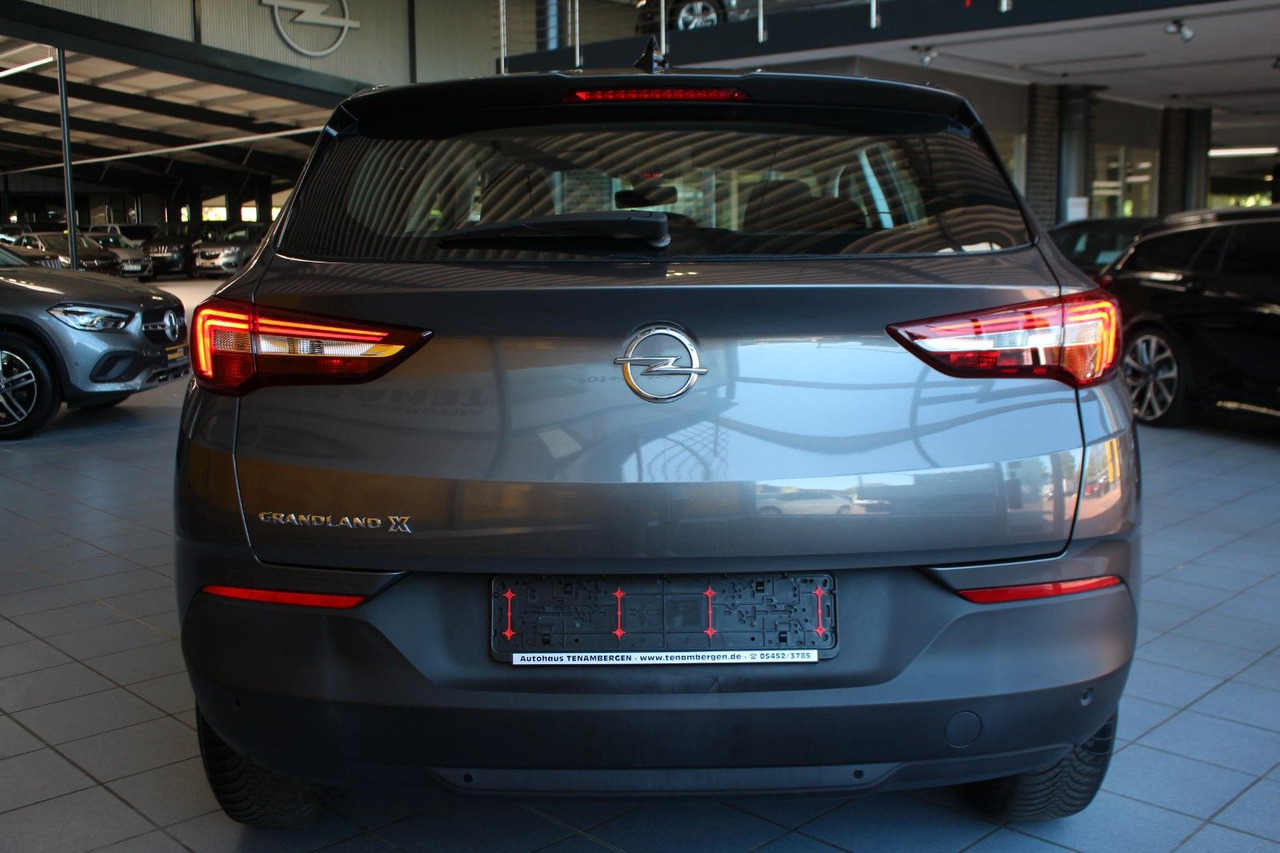 Джип Opel Grandland Edition 1.2 Automatik Navi PDC v+h LED: снимка 6