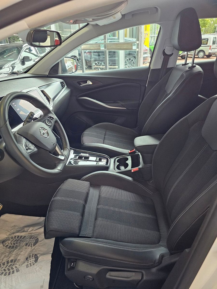 Джип Opel Grandland Elegance AT-8 Navi Kamera LED: снимка 6
