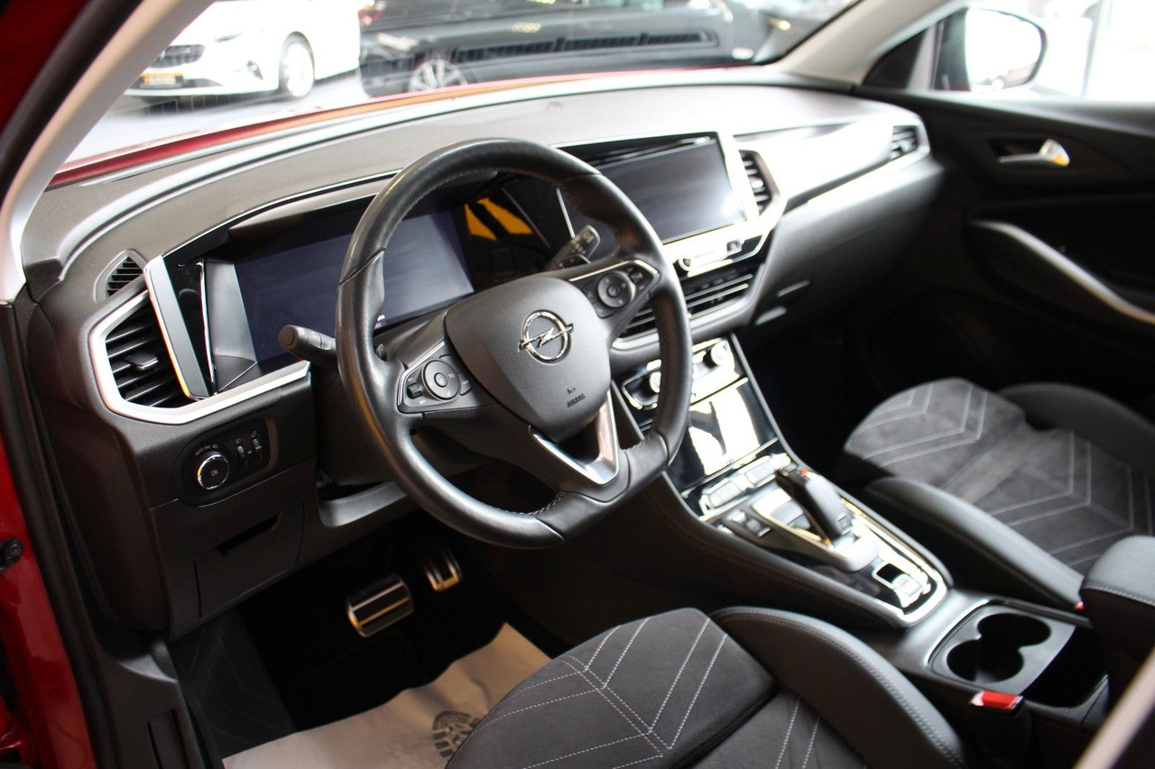 Джип Opel Grandland  GS Line Navi Kamera LED Sitzheizung: снимка 8