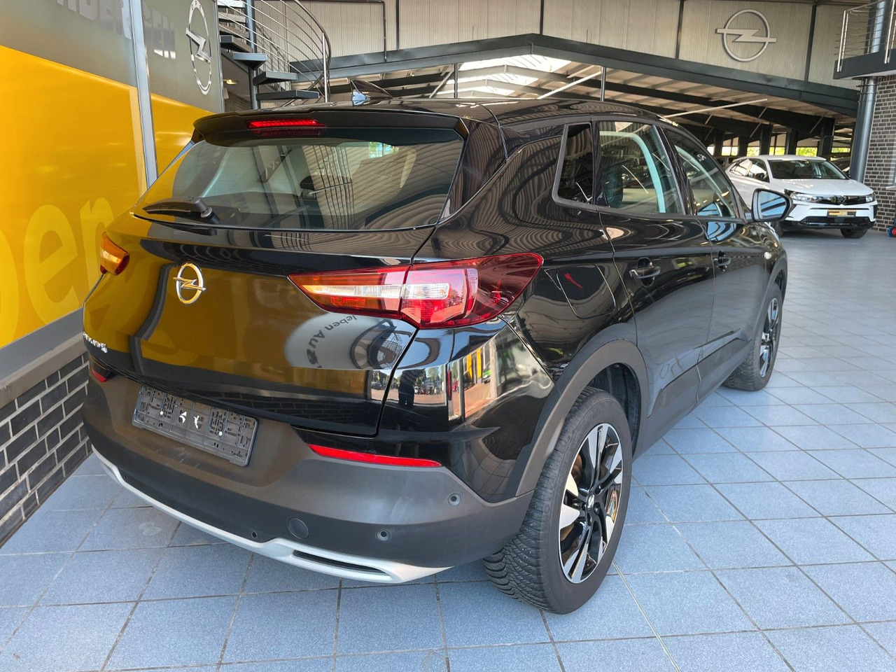 Opel Grandland (X) Elegance Kamera Sitz- & Lenkradhzg - Джип: снимка 3 Opel Grandland (X) Elegance Kamera Sitz- & Lenkradhzg - Джип: снимка 3