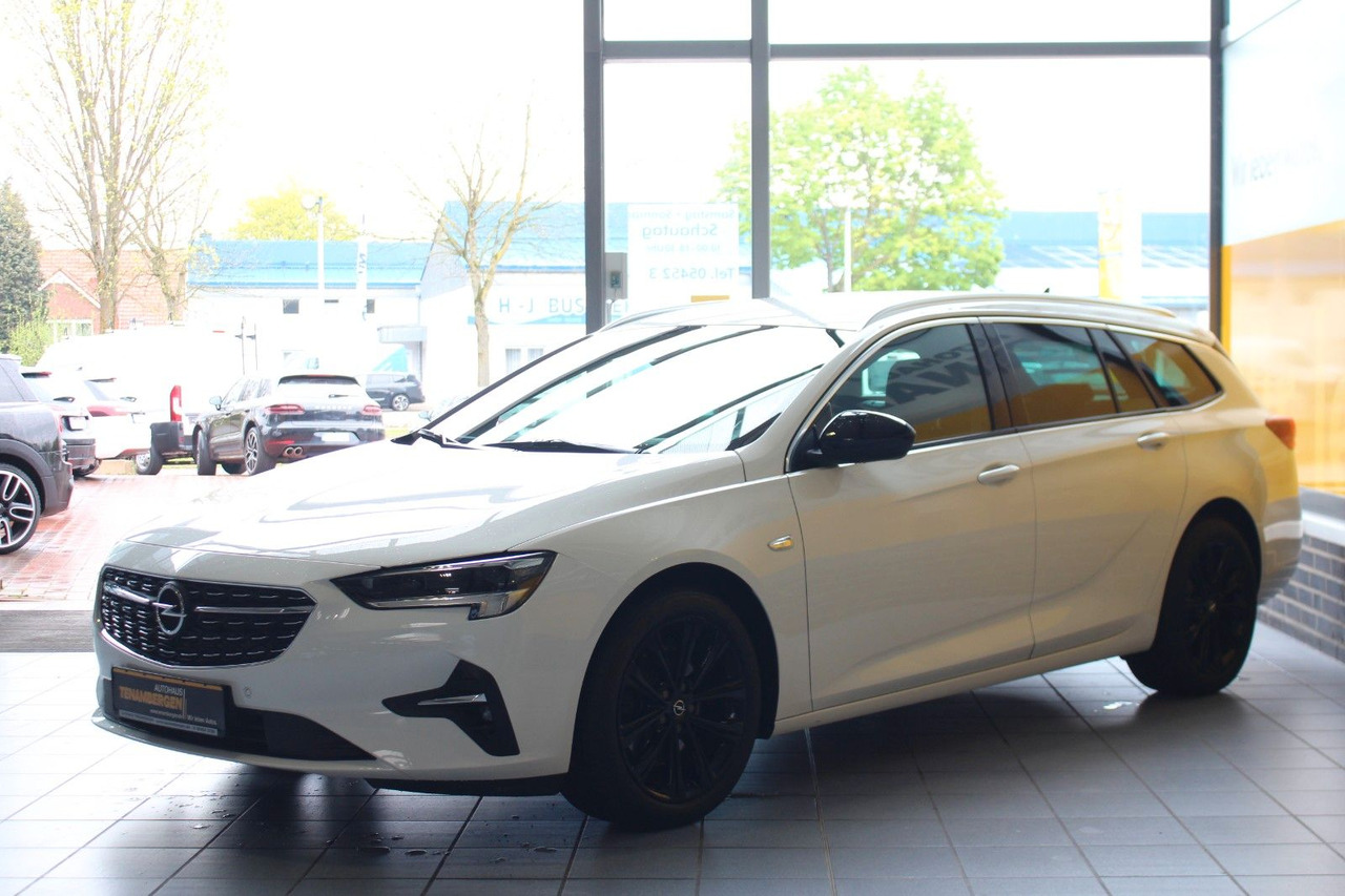 Opel Insignia B ST 4x4 Leder Massage Bose Matrix AHK - Лек автомобил: снимка 4 Opel Insignia B ST 4x4 Leder Massage Bose Matrix AHK - Лек автомобил: снимка 4