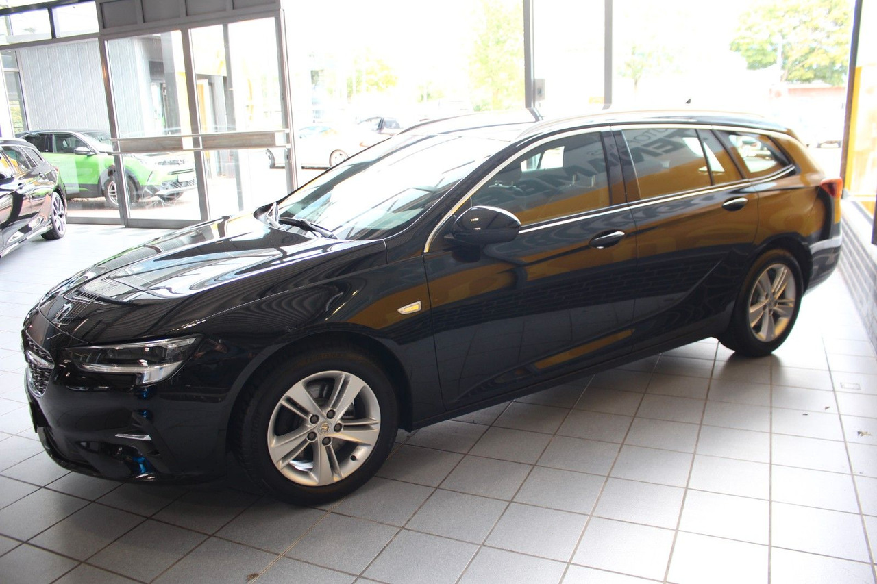 Opel Insignia B ST AT-9 Elegance IntelliLux-LED AGR - Комби: снимка 5 Opel Insignia B ST AT-9 Elegance IntelliLux-LED AGR - Комби: снимка 5