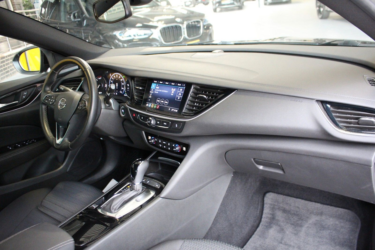 Комби Opel Insignia B ST Business Kamera Voll-LED: снимка 7