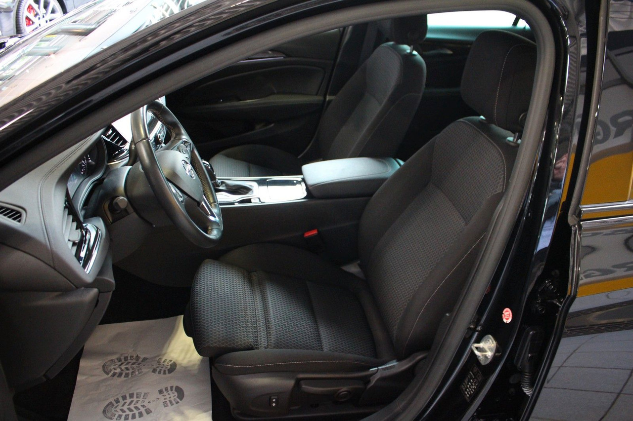 Комби Opel Insignia B ST Business Kamera Voll-LED: снимка 11