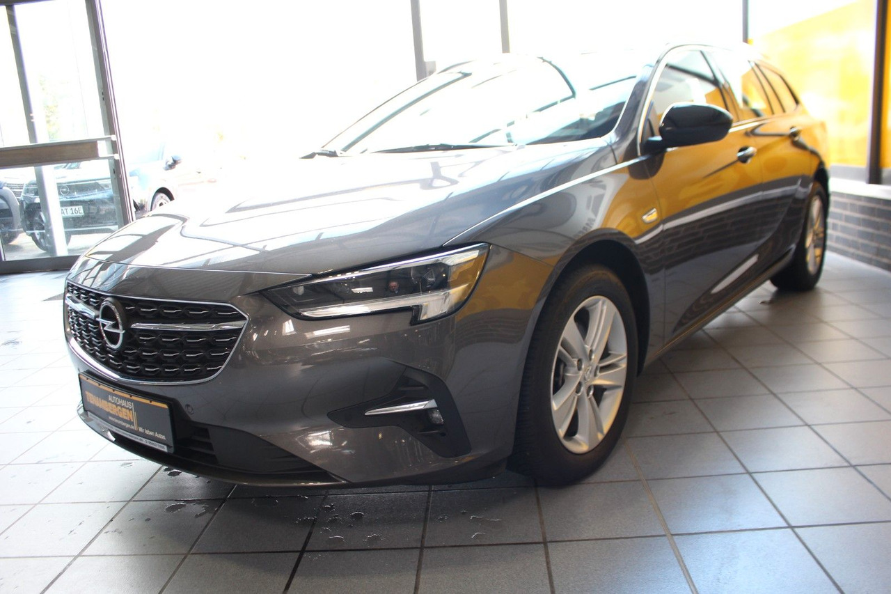 Opel Insignia B Sports Tourer Elegance Massage AHK AC - Комби: снимка 5 Opel Insignia B Sports Tourer Elegance Massage AHK AC - Комби: снимка 5