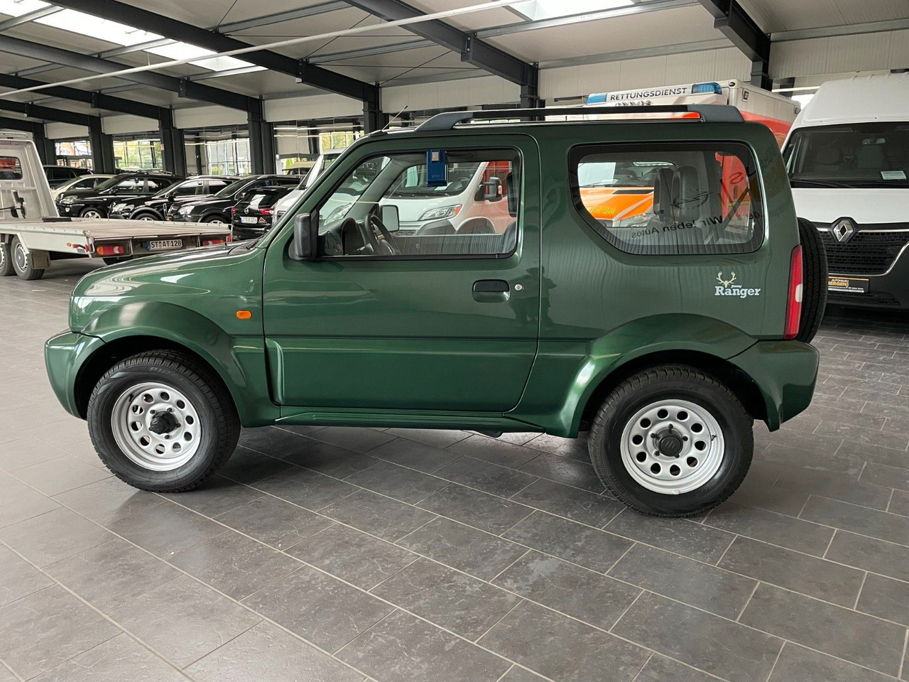 Suzuki Jimny 1.3 Allrad Ranger - Джип: снимка 4 Suzuki Jimny 1.3 Allrad Ranger - Джип: снимка 4