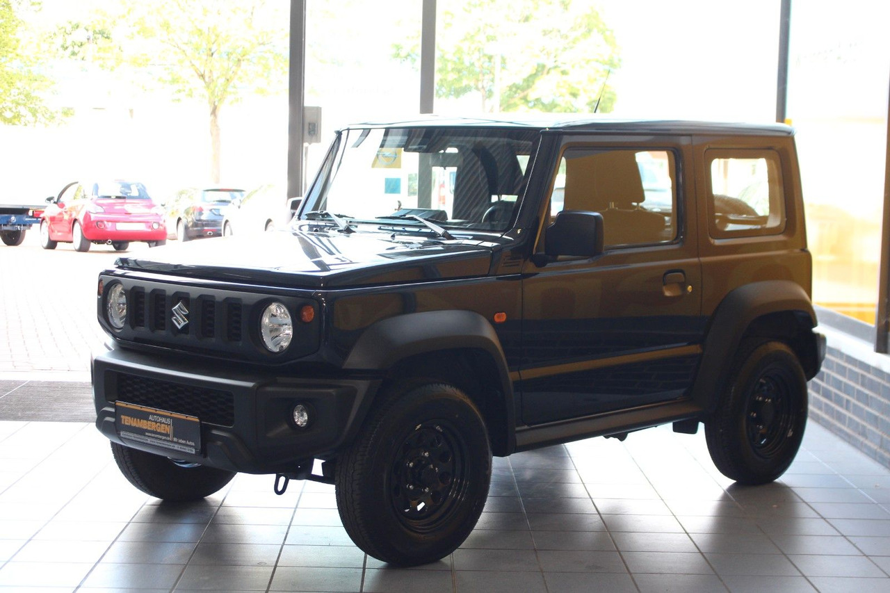 Suzuki Jimny zuschaltbarer Allradantrieb Allgrip - Джип: снимка 4 Suzuki Jimny zuschaltbarer Allradantrieb Allgrip - Джип: снимка 4