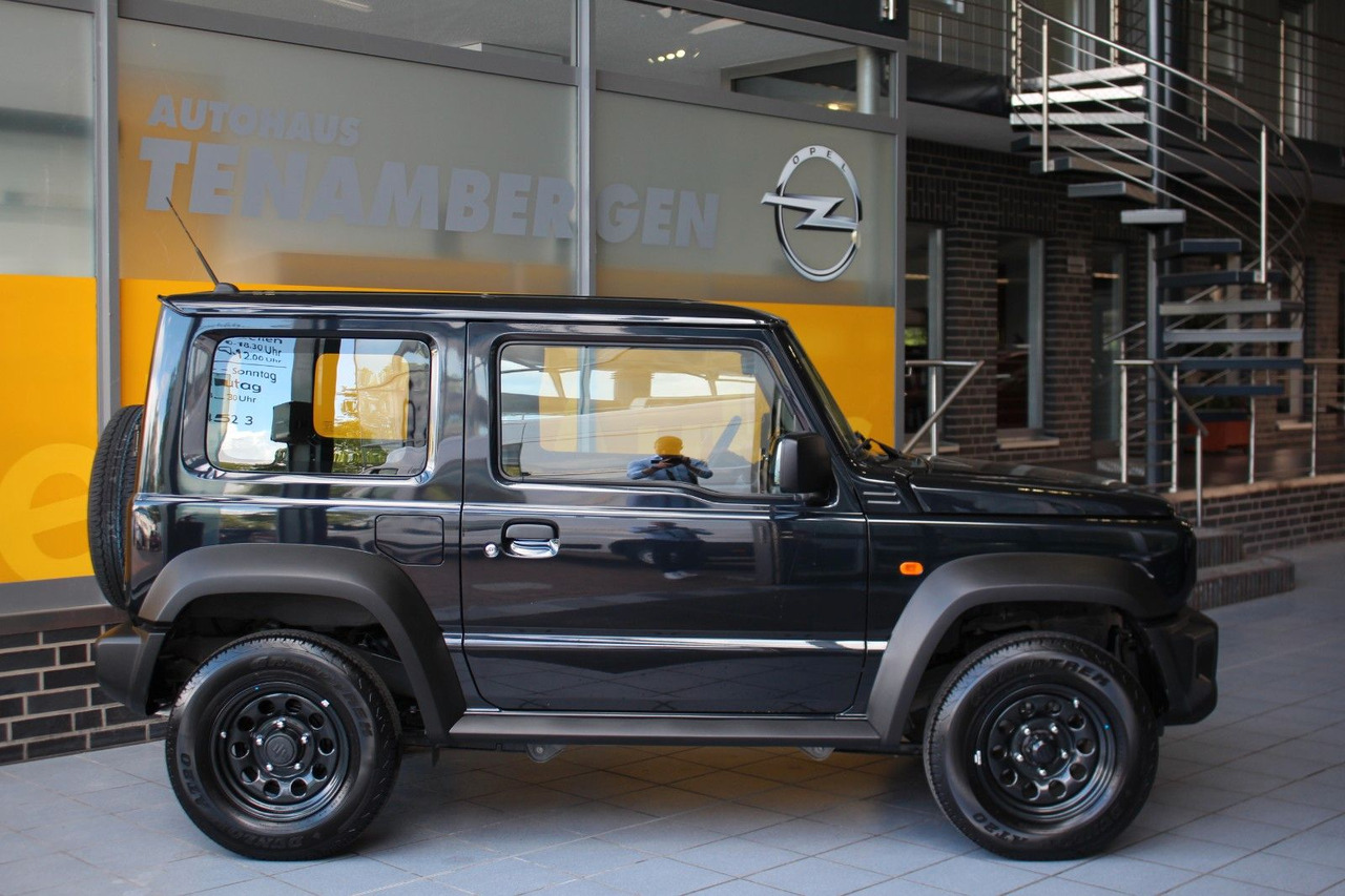 Suzuki Jimny zuschaltbarer Allradantrieb Allgrip - Джип: снимка 3 Suzuki Jimny zuschaltbarer Allradantrieb Allgrip - Джип: снимка 3