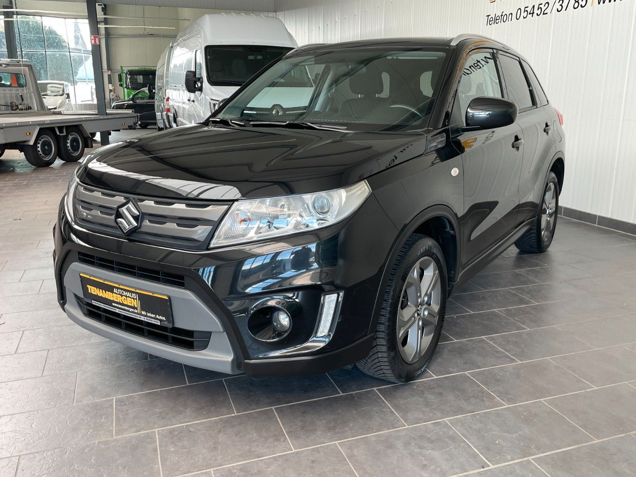 Suzuki Vitara 1.6 Comfort 4x2 AHK Allwetterreifen - Джип: снимка 5 Suzuki Vitara 1.6 Comfort 4x2 AHK Allwetterreifen - Джип: снимка 5