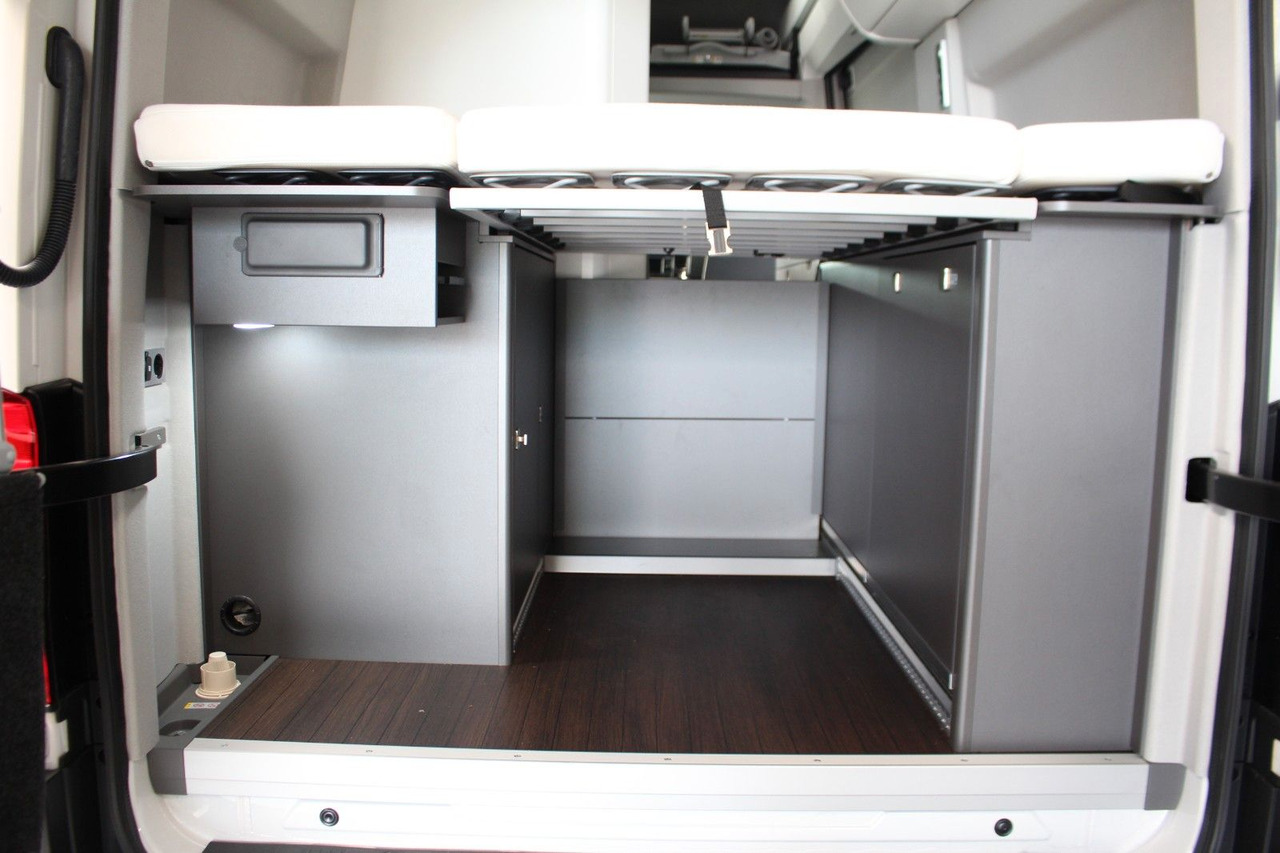 Лизинг на  Volkswagen Crafter Grand California D-Heizung Kamera ACC Volkswagen Crafter Grand California D-Heizung Kamera ACC: снимка 16