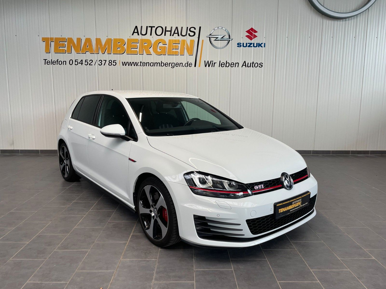 Volkswagen Golf VII GTI Performance BMT /Alu -Winterreifen - Седан: снимка 1 Volkswagen Golf VII GTI Performance BMT /Alu -Winterreifen - Седан: снимка 1