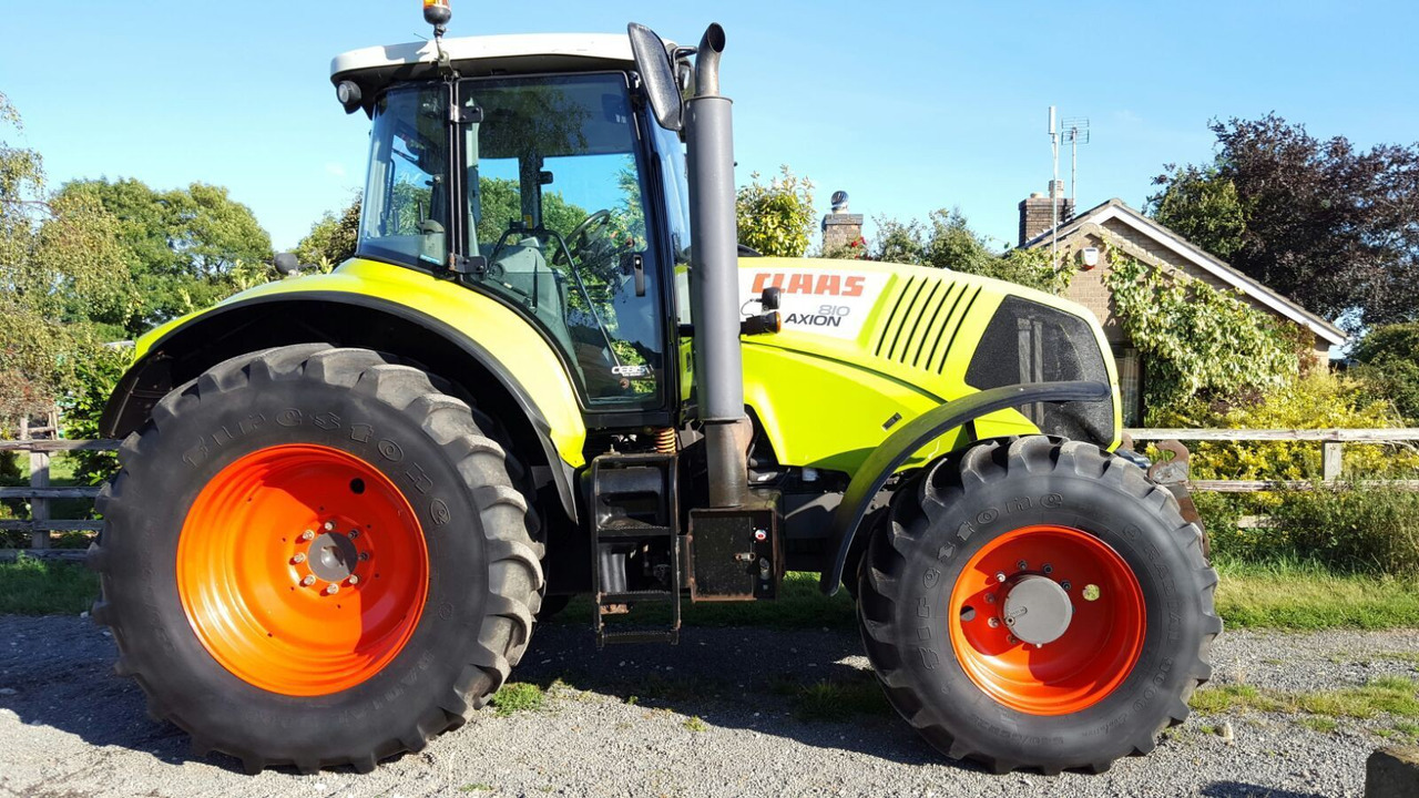 CLAAS AXION 810 CEBIS - Трактор: снимка 4 CLAAS AXION 810 CEBIS - Трактор: снимка 4