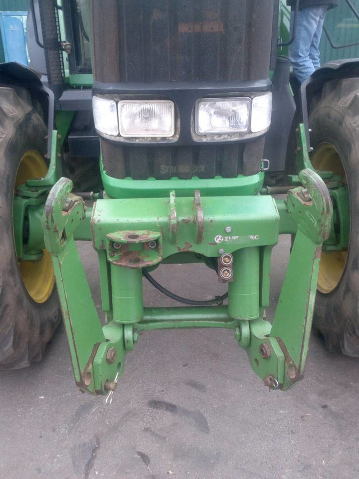 John Deere 6920 - Трактор: снимка 3 John Deere 6920 - Трактор: снимка 3