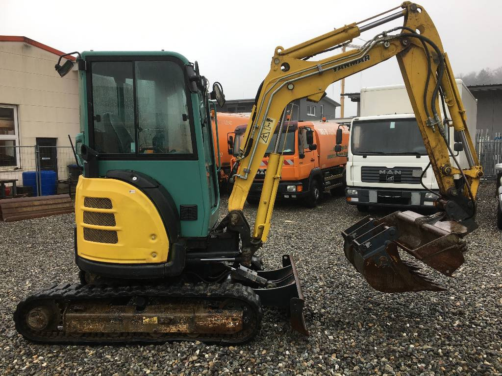 Yanmar Vio 33 U - Мини багер: снимка 4 Yanmar Vio 33 U - Мини багер: снимка 4