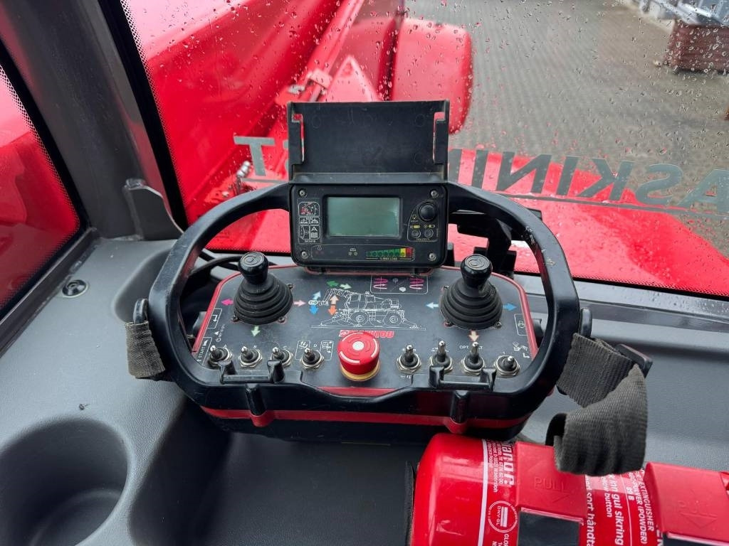 Manitou MRT 2550 - Телескопичен товарач: снимка 4 Manitou MRT 2550 - Телескопичен товарач: снимка 4