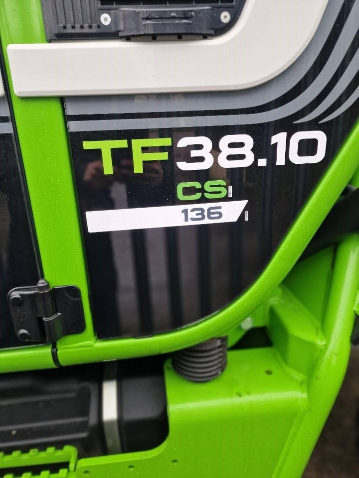 Merlo TF 38.10CS-136 Hitchkrok - Телескопичен товарач: снимка 5 Merlo TF 38.10CS-136 Hitchkrok - Телескопичен товарач: снимка 5
