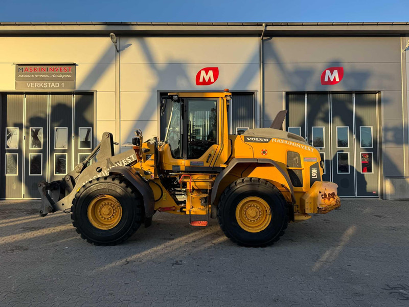 Volvo L90H Volvo L90H - Колесен товарач: снимка 1 Volvo L90H Volvo L90H - Колесен товарач: снимка 1