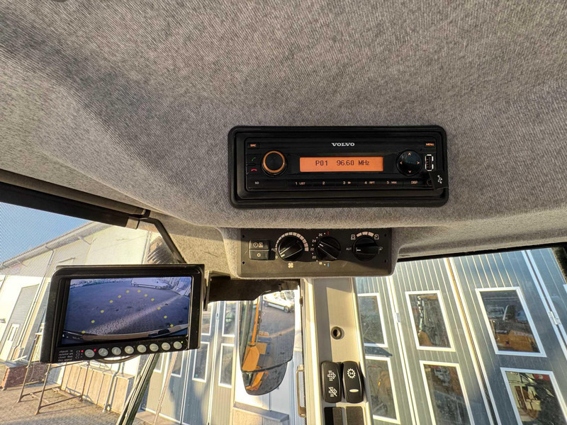 Колесен товарач Volvo L90H Volvo L90H: снимка 18