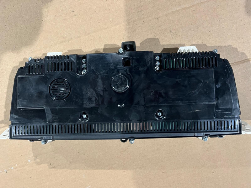 Continental FH4 - Табло: снимка 4 Continental FH4 - Табло: снимка 4