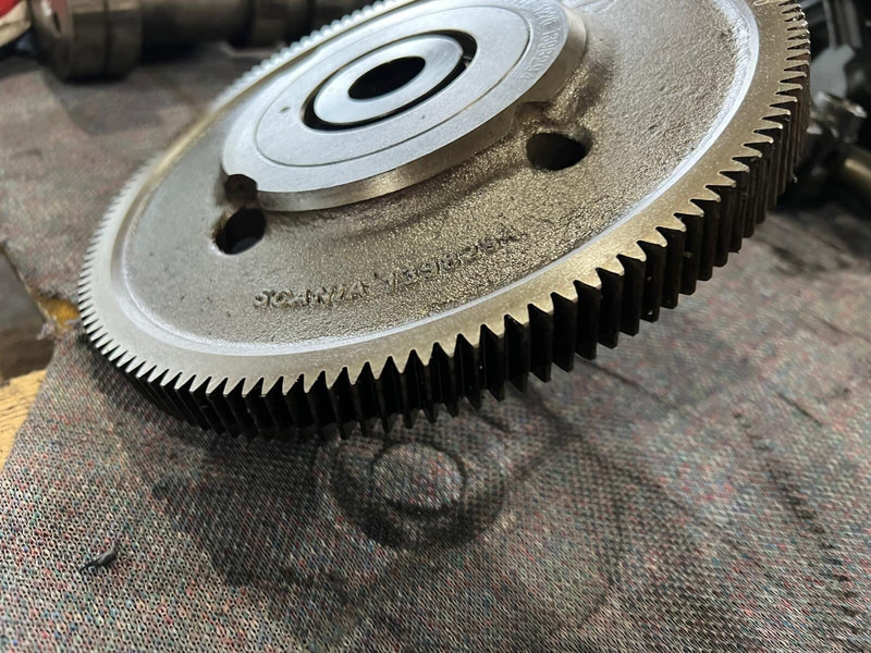 Scania 1905699 - Разпределителен вал: снимка 3 Scania 1905699 - Разпределителен вал: снимка 3