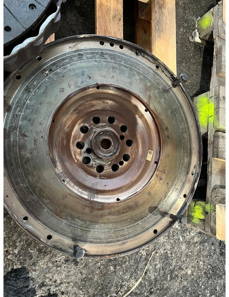 Scania 2060240 - Маховик: снимка 1 Scania 2060240 - Маховик: снимка 1