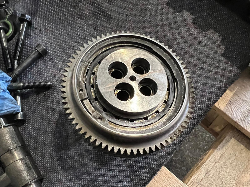 Scania R580 - Двигател и части: снимка 3 Scania R580 - Двигател и части: снимка 3