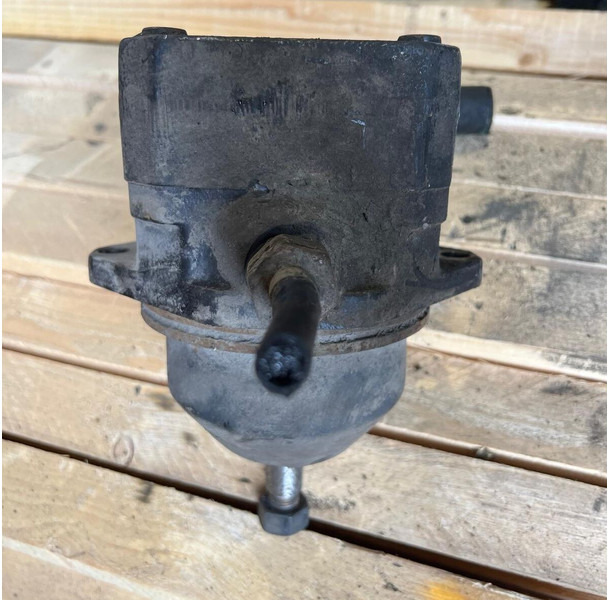 Volvo B12 - Хидравличен мотор: снимка 4 Volvo B12 - Хидравличен мотор: снимка 4