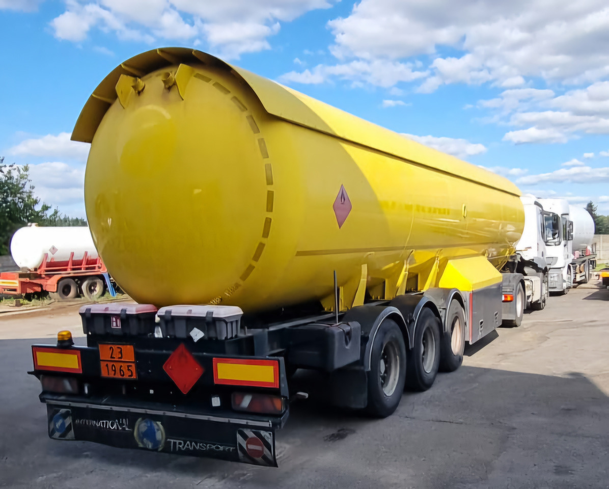 STOKOTA LPG/ PROPANE/ BUTANE - Полуремарке цистерна: снимка 1 STOKOTA LPG/ PROPANE/ BUTANE - Полуремарке цистерна: снимка 1