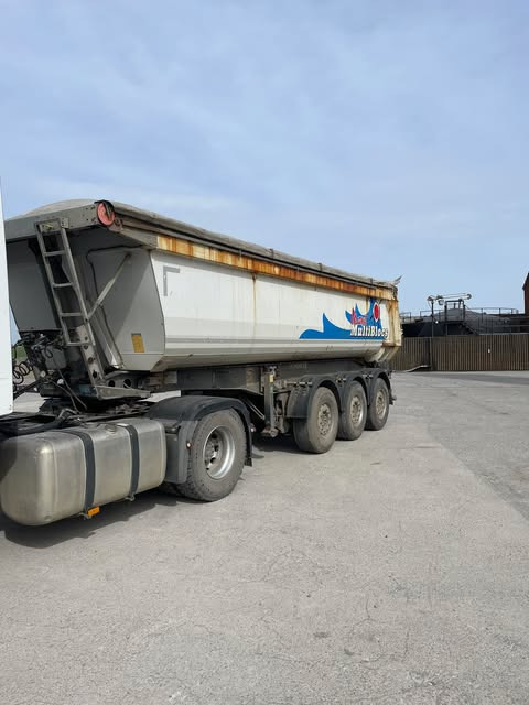 SCHMITZ SGF*S3 - Самосвал полуремарке: снимка 1 SCHMITZ SGF*S3 - Самосвал полуремарке: снимка 1