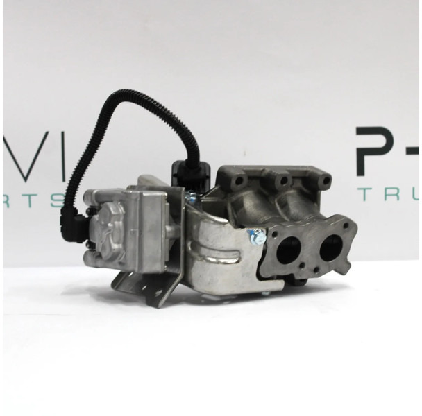 MAN TGX/TGS EGR Klep 51.08150-6143 Nieuw! - Изпускателна система за Камион: снимка 2 MAN TGX/TGS EGR Klep 51.08150-6143 Nieuw! - Изпускателна система за Камион: снимка 2