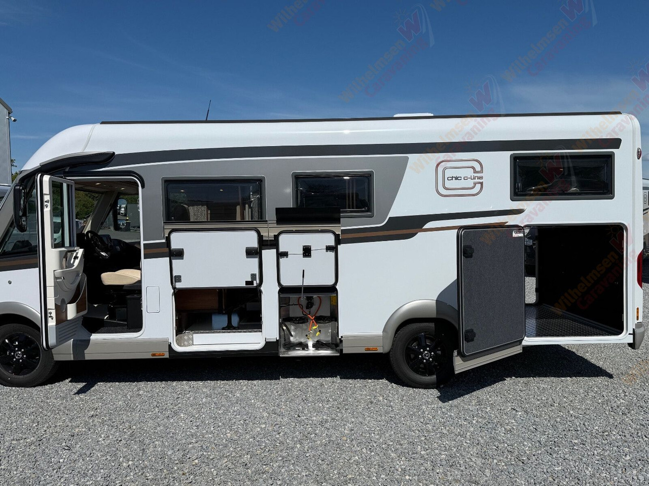 Carthago chic c-line I 4.9 LE Mercedes*MJ25*Alde*Sky*TV* - Интегриран кемпер: снимка 5 Carthago chic c-line I 4.9 LE Mercedes*MJ25*Alde*Sky*TV* - Интегриран кемпер: снимка 5