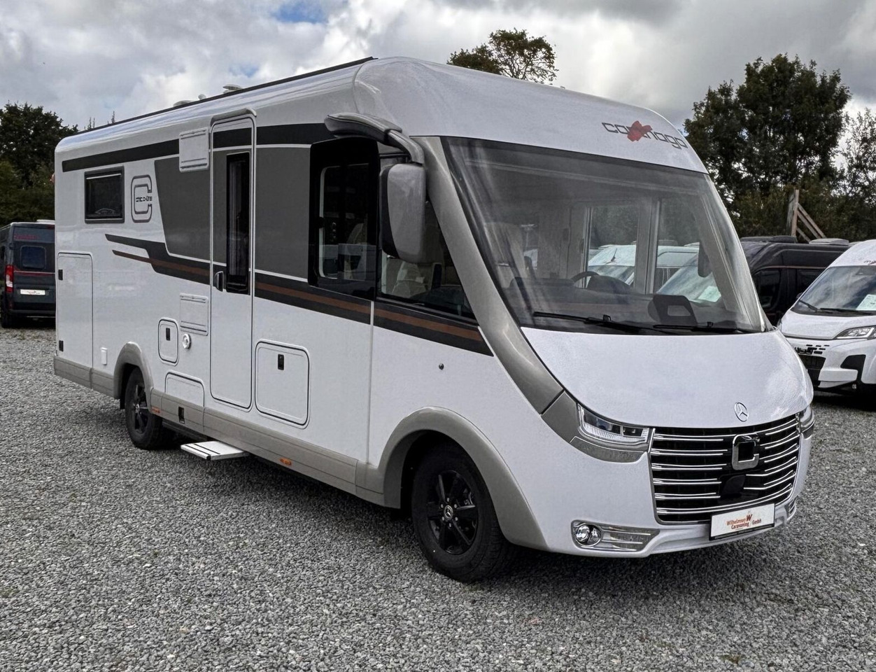 Carthago chic c-line I 5.0 QB *Mercedes*MJ25*Alde*Sky*TV* - Интегриран кемпер: снимка 1 Carthago chic c-line I 5.0 QB *Mercedes*MJ25*Alde*Sky*TV* - Интегриран кемпер: снимка 1