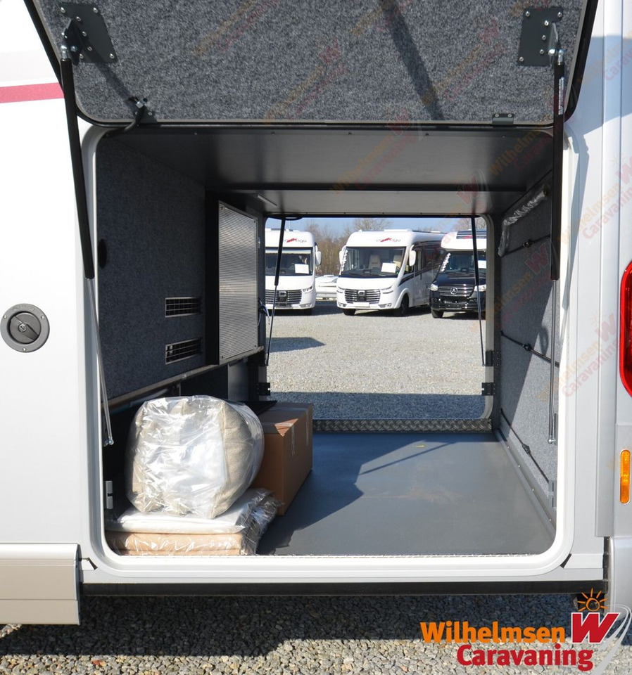 Carthago chic e-line I 64 XL QB MJ2025*MB*Autark*SKY*Voll - Интегриран кемпер: снимка 4 Carthago chic e-line I 64 XL QB MJ2025*MB*Autark*SKY*Voll - Интегриран кемпер: снимка 4